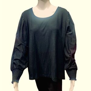 Cato Woman Sz 22/24W black Pullover Long sleeve blouse Wide Cuffs